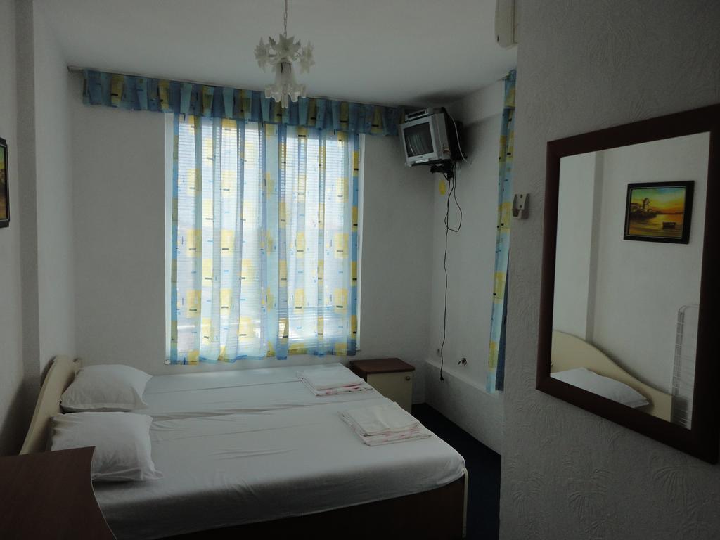 Guest Rooms Casa Luba Sveti Vlas Cameră foto