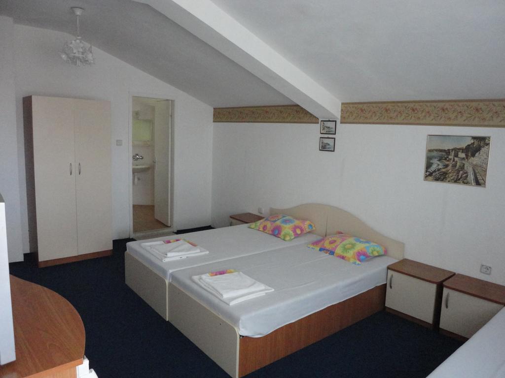 Guest Rooms Casa Luba Sveti Vlas Cameră foto